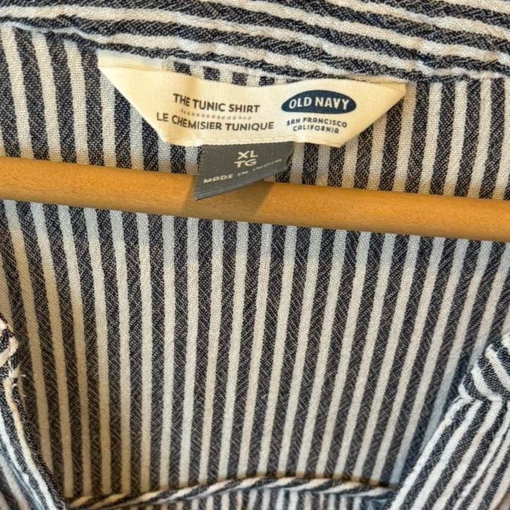 Old Navy Blue White Striped Coastal Tunic Blouse XL Rayon - Picture 3 of 9
